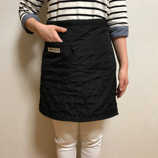 ★美品★キルティングエプロン(黒)