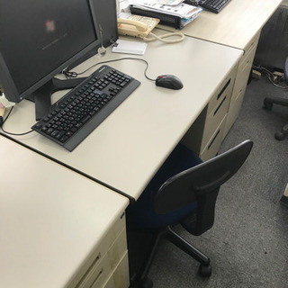 オフィス家具引き取れるかたお譲りします