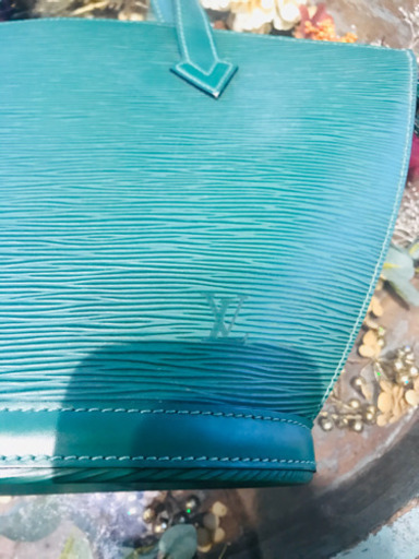 LOUISVUITTON ルイヴィトン エピ サンジャック　バッグ
