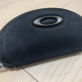 お譲りする方が決まりました🙇‍♀️ オークリーサングラスケース　...