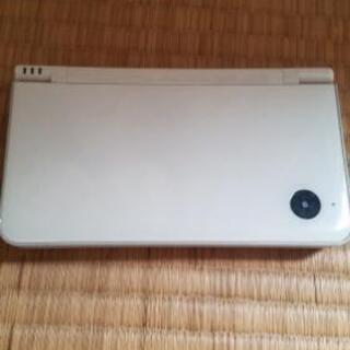 (最終値下げ)DSi LL ホワイトカラー マリオカート付きの画像