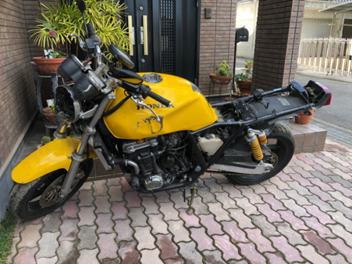 事故車 CB1000SF 売ります　締め切りまで1週間　早い者勝ち