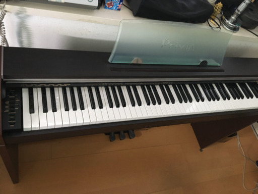 電子ピアノ　CASIO PX-700