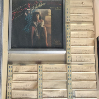 中古　ジュークボックス　シングルレコード　 　幅84.3　　奥行65.3　　高さ129　 （ｃｍ）　津上　ジャンク品の画像