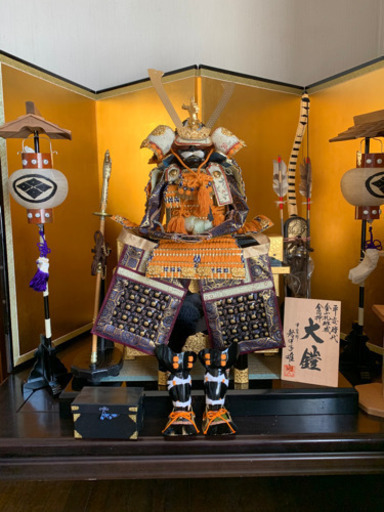 五月人形　(鎧、兜)