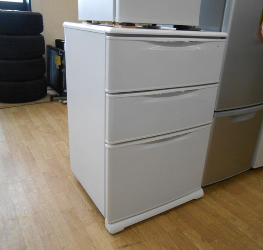 サンヨー 118L 縦型 冷凍庫 3段 引出し 2006年 HF-12RG(W)  ファン式フリーザー 三洋 SANYO ☆ PayPay(ペイペイ)決済可能 ☆ 札幌市 清田区 平岡