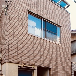 アーティストおよびアートに関心あるかたのアトリエ付きシェアハウス「下町アート梁山泊」 - 荒川区