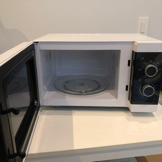 エレクトロラックス　2015年製　電子レンジの画像