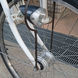 中古★LEDオートライト付き自転車