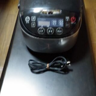 最終値下げ！！配送無料！！ニトリ　炊飯器　5.5合炊きの画像