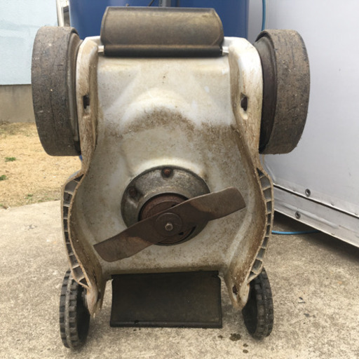 ホンダ自走式草刈機　刈丸