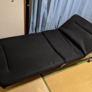 折り畳み式シングルベッドの画像