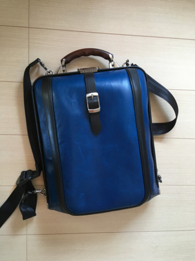 アートフィアー　牛革ダレスバッグ！