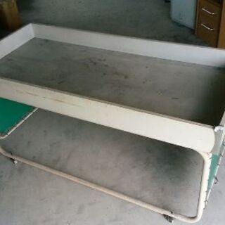 ワゴンセールに使う、ワゴン。の画像