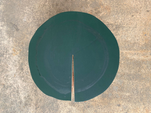 黒板塗料を塗った切り株 高さ約31cm