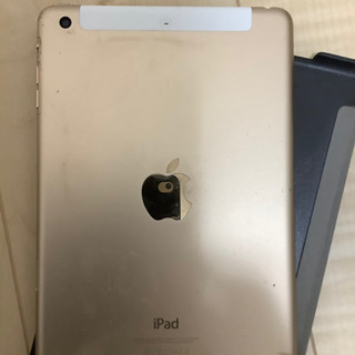 【値下げ早い者勝ち】iPad  mini ３　64Gタイプ　ゴールド　セルラータイプの画像