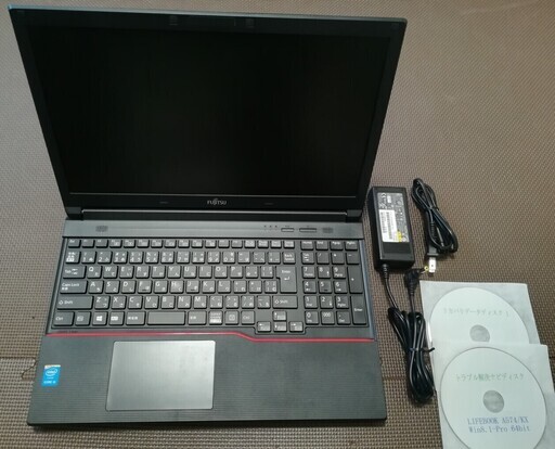 富士通ノートパソコンLIFEBOOK A574/KX(CPU⇒Core i5-4310M 2.70GHz搭載、メモリー8GB、HDD500GB)