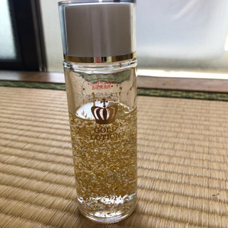 純金箔入り化粧水