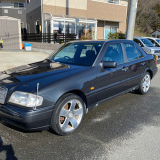 メルセデス　ベンツ　C200の画像