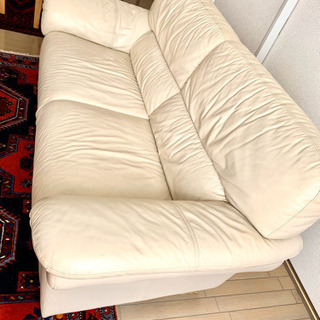 美品☆本革ソファーの画像