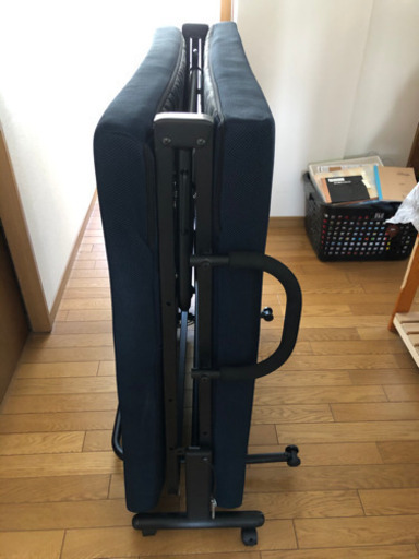 折りたたみパイプベッド