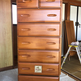 ”引き取り限定”でタンス①を0円にて！