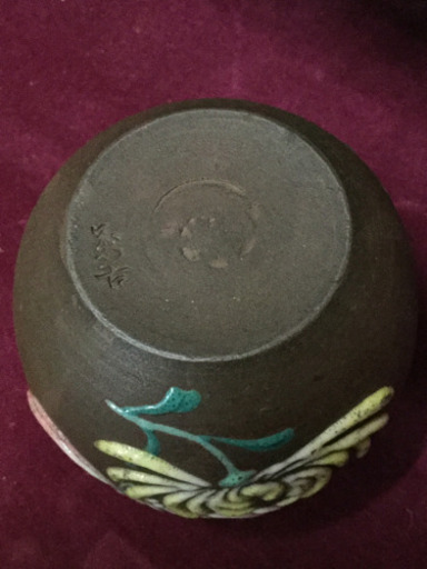 古物　萬古　茶入れ　 　幅7　　奥行7　　高さ7.5　 （ｃｍ）　色絵萬古　茶道具　花絵