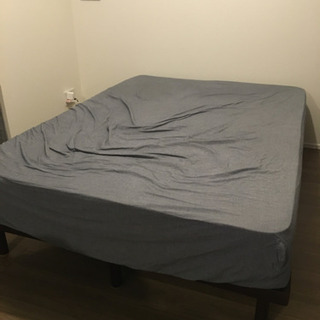 ダブルベッド マットレス付き