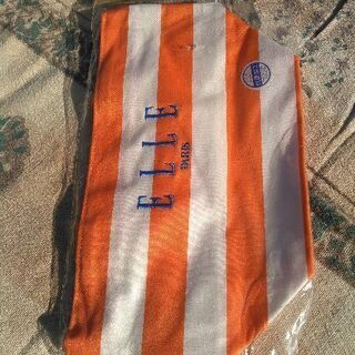 未使用品　ELLE  PARIS  お弁当箱&フォーク&バッグの画像