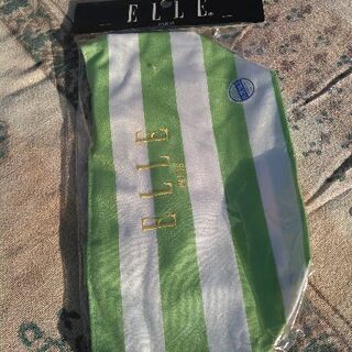 バッグとお弁当箱セットの画像