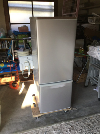 ☆取引中☆パナソニック 2ドア冷蔵庫（168L） NR-B175W-S シルバー 12年製