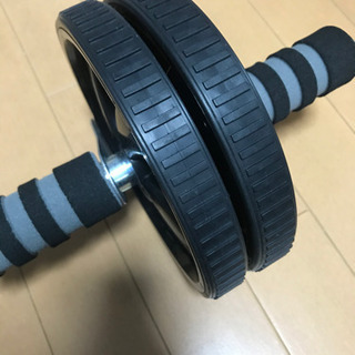 腹筋ローラー