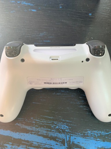 【美品】 ps4 pro 1TB ホワイト CUH-7200BB01