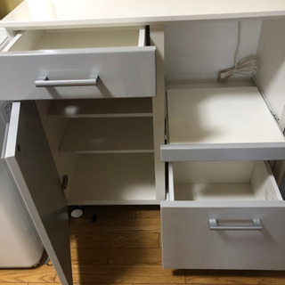 キッチンボード（キッチン収納）の画像