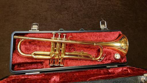 ★他で決定しました★トランペット【中古／美品】YAMAHA YTR-2310 ［オマケ］専用ハードケース付