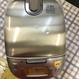 黒にんにく用にどうぞ🎵中古炊飯器😄Panasonic✨2010年製　IHジャー炊飯器　SR-HG103✨ヘコミ・汚れあり✨の画像