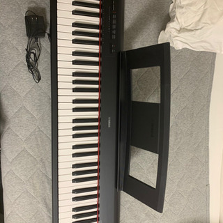 電子キーボード　YAMAHA 