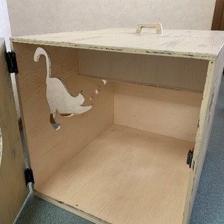 値下げ！ネコトイレ収納ボックス猫ハウスねこハウスの画像