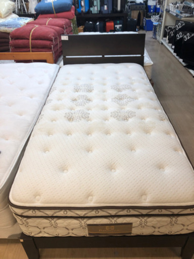 シーリー製マットレス、大塚家具フレームセット
