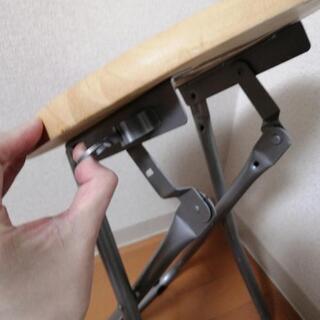 引渡決定済　折り畳み椅子の画像