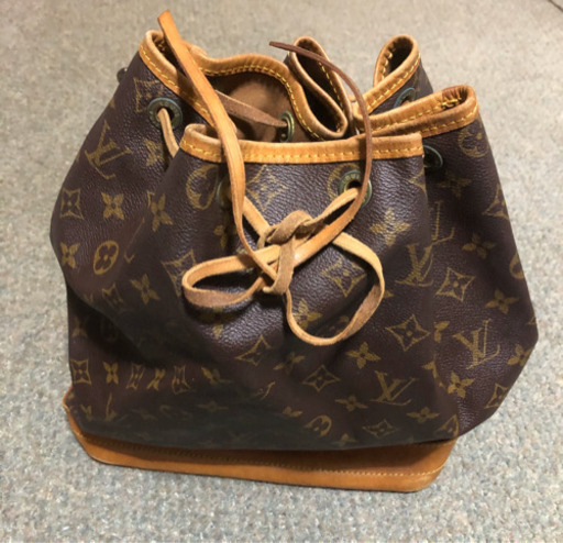 商談中　LOUIS VUITTONバック