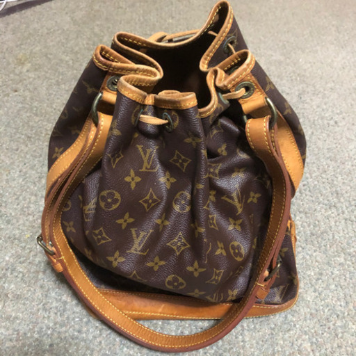 商談中　LOUIS VUITTONバック