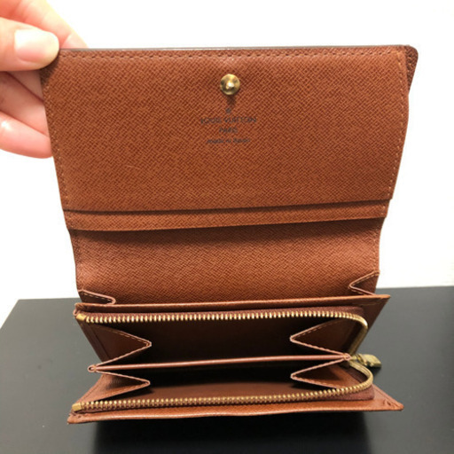 LV 二つ折り財布