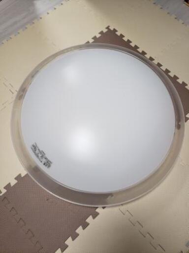 LEDシーリングライト(~8畳用) 3500円 HITACHI らく見え