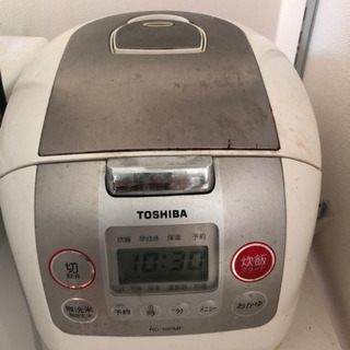 炊飯器　5号だき　まだまだ使えます。