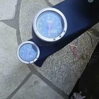APEXi ブーストメーターとタコメーター  　中古品です
