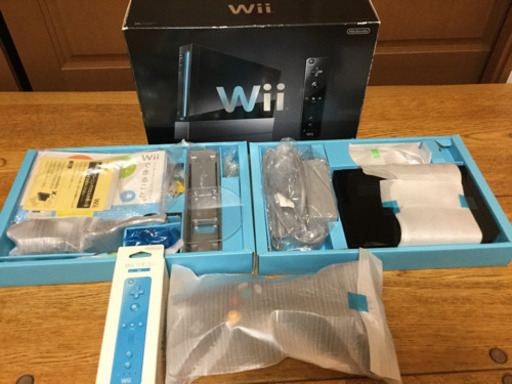 Wii 付属品多数　希少なソフトもセットで！