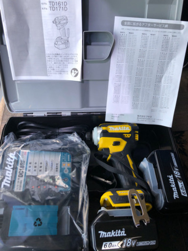 ??5万円?マキタ  、新品、限定色、18.8v.インパクトドライバー、バッテリー2個