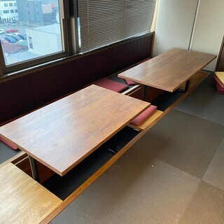 飲食店用 ダイニングテーブル 机 3台セット 木製天板 業務用 店舗 カフェ 居酒屋 ラーメン屋 中華料理 座布団付きの画像