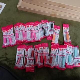100均ダイソーのチョコレートペン34本セット
